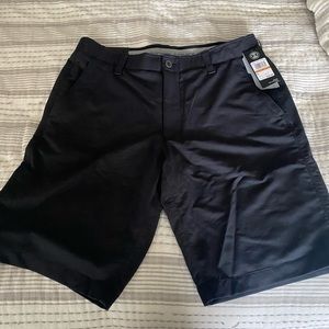 Under Armour shorts size 36